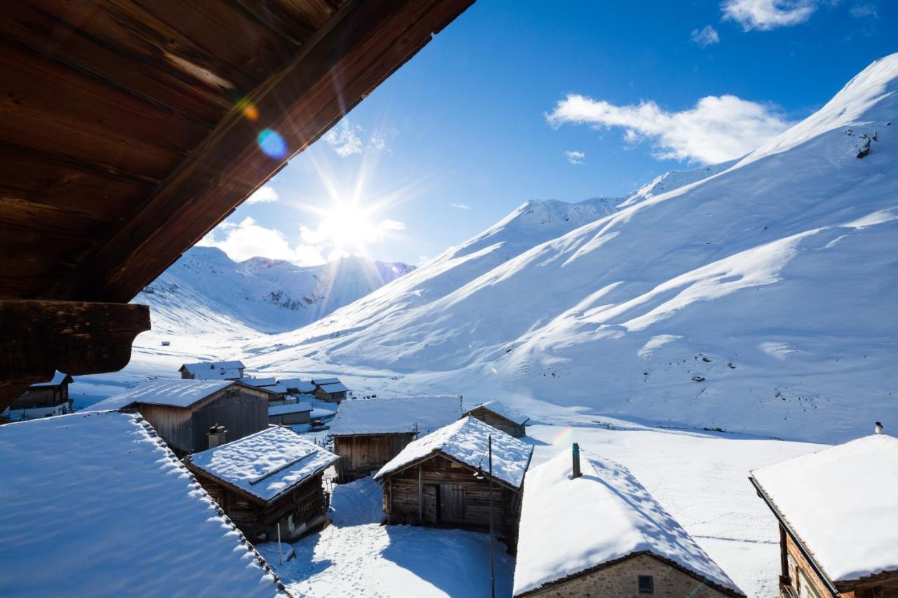 Отель Gasthaus Alpenrose Juf Экстерьер фото