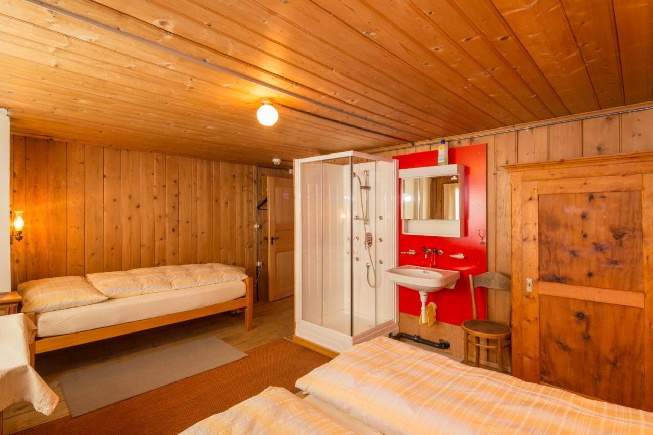 Отель Gasthaus Alpenrose Juf Экстерьер фото