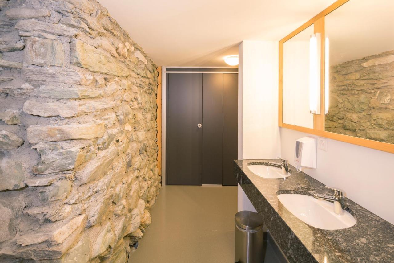 Отель Gasthaus Alpenrose Juf Экстерьер фото