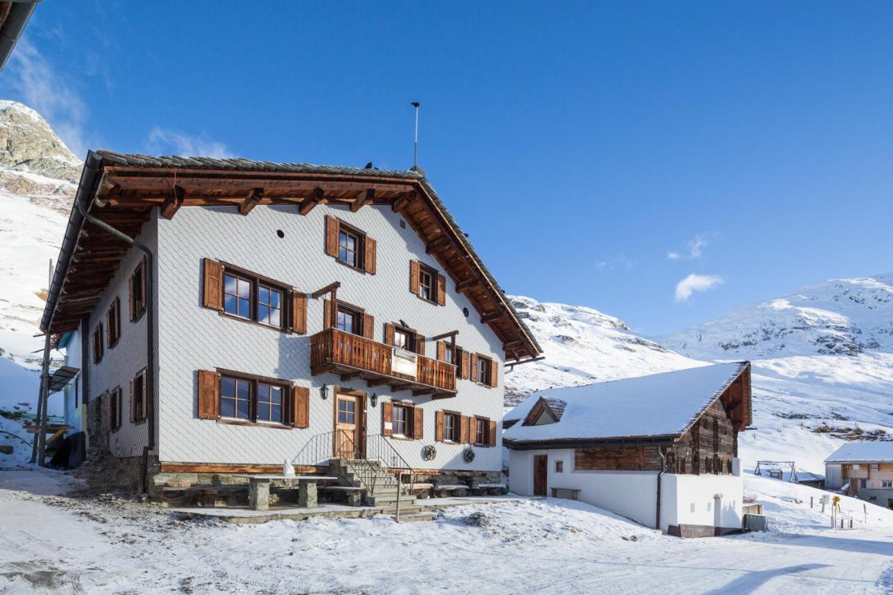 Отель Gasthaus Alpenrose Juf Экстерьер фото